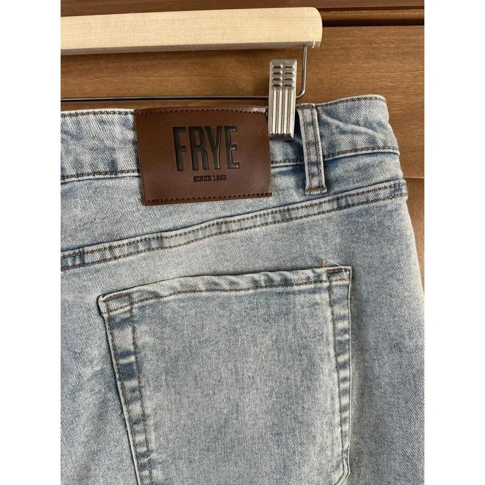FRYE High Rise Straight Leg Light Wash Denim Jeans Women’s size 14/32 - Picture 6 of 15